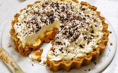 Баноффи — сладкое оружие против скуки: этот десерт заставит вас поверить в любовь с первого куска