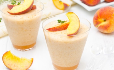 Этот секрет итальянские шефы готовы унести с собой в могилу — но мы подглядели: узнайте, как приготовить нежнейший нектариновый мусс всего за 15 минут