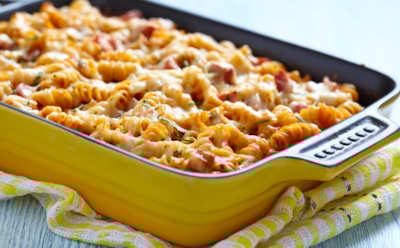 Когда нет времени — меня спасает этот рецепт: такой ленивый ужин из макарон точно получится у всех