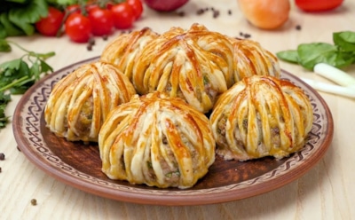 Удивят и детей, и взрослых: такие тефтели, завернутые в тесто — новый способ приготовить любимое блюдо