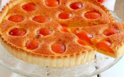 Найден идеальный пирог на сезон урожая: приготовьте этот абрикосовый тарт, чтобы поделиться летним счастьем со своими близкими