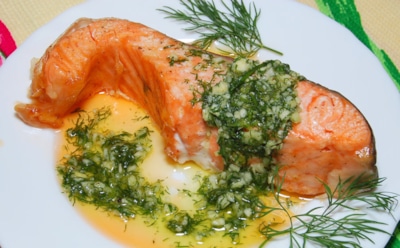 Для тех, кто устал от сложных блюд: эта пикантная семга подарит максимум удовольствия при минимуме хлопот