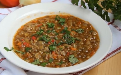 Крестьянская сила — в вашей тарелке: этот кулеш из чечевицы наполнит ваш день теплом деревенского уюта