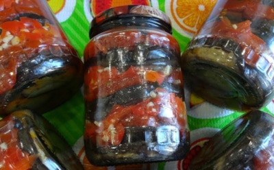 Поставите на стол — исчезнут мгновенно: такие баклажаны из мультиварки готовить просто, а есть — одно удовольствие