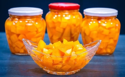 Ваши гости просто не поверят: тыква превращается в сочный ананас в банке — эту заготовку делают двойными порциями