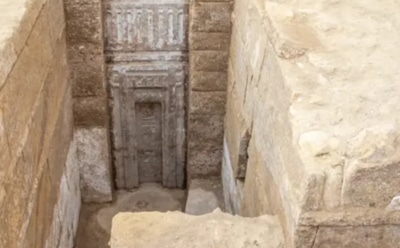 Мистическая дверь на ту сторону: археологи обнаружили настоящий портал в загробный мир