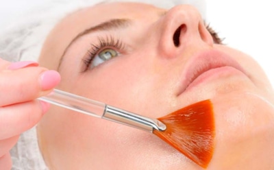 Бьюти-ритуалы — летняя опасность: названы процедуры, которые стоит отложить до осени