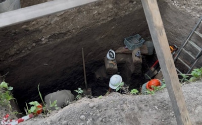 Город под городом: в Смоленске откопали часть оборонительной стены и старую мостовую