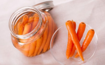 Бюджетная находка для зимы к мясу и гарнирам: эта маринованная морковь радует вкусом и всегда выручает