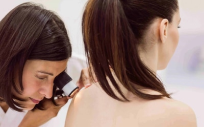 Кожа как зеркало здоровья: раскрыты тревожные сигналы организма, которые важно заметить вовремя