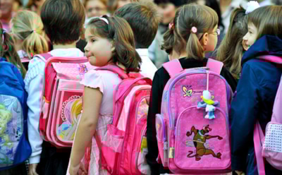 Ранец и здоровье: эксперт рассказал, как не испортить осанку ребенку с первых школьных лет — рекомендации по выбору