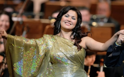 «Тщательно скрывает»: в Сети обсуждают нового мужчину Анны Нетребко