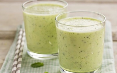 Секрет идеального утра раскрыт — после такого смузи вся семья целый день в восторге