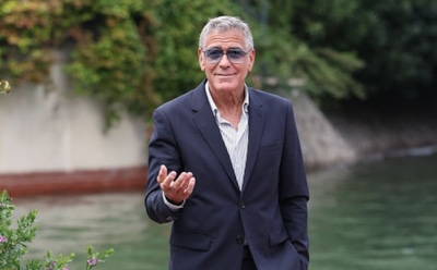 Сломался на красной дорожке: Джордж Клуни сбежал с Венецианского фестиваля