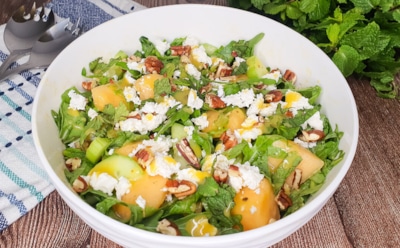 Освежающая симфония вкусов — этот салат неизменно исчезает со стола самым первым