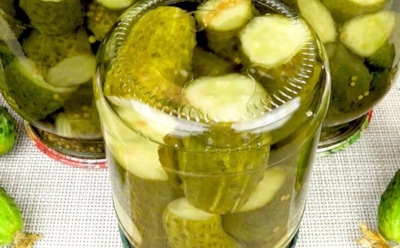 Готовлю эти огурчики каждую осень — за зиму все сметают: эту закуску просто обожают родные — никто не уходит из гостей без баночки