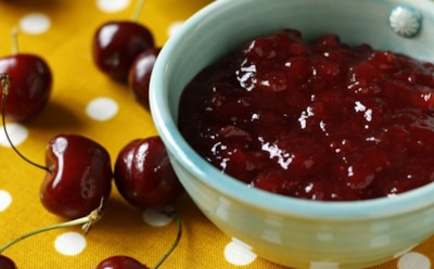 В моем доме пахнет летом даже зимой: этот вишневый джем дарит нежность каждой ложкой