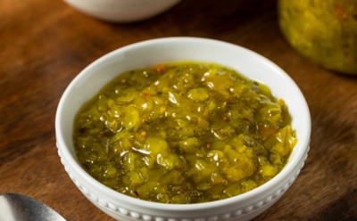 С ней становятся вкуснее салаты, мясо и даже бутерброды — эта заготовка с огурцами спасает меня всю зиму