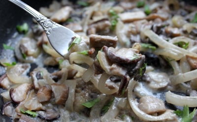 Грибы круче мяса — бывает и такое: эти подберезовики в сметане вы будете готовить снова и снова