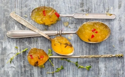 Чили и яблоки — сочетание на пять с плюсом: этот уютный джем точно сумеет согреть вас в зимние холода