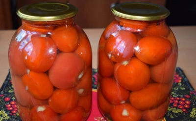 Не люблю обилие специй — домашние томаты делаю только так: идеальный рецепт для тех, кто ценит чистый вкус