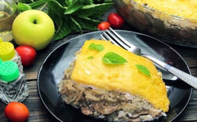 Добавьте в кашу фрукт — и это ароматное угощение покорит вашу семью с первой ложки