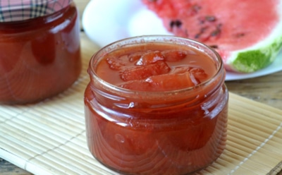 Зимой хочется солнца — так запаситесь вареньем: это сладкое угощение из арбуза спасает от хандры