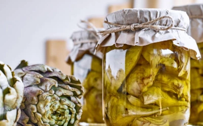 Ностальгия по Средиземноморью: эти пряные артишоки в масле помогут вернуть вкус отпуска