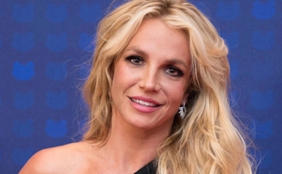 Грязь и собачьи фекалии: Бритни Спирс сходит с ума в загаженном доме и одиночестве