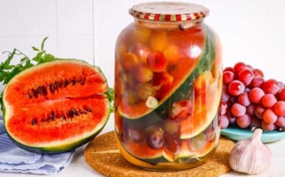 Арбуз и виноград сочетаются не только на блюде: эта сочная заготовка разлетается зимой за считанные недели