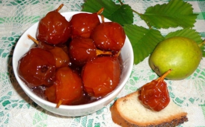 К зиме готовимся по-королевски: эти груши в сиропе блистают, словно драгоценности — а вкус не позволяет оторваться