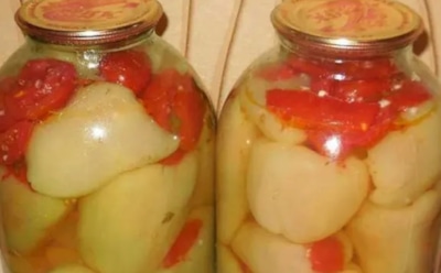Чеснок в томате, томат в перце, перец в банке — вот такая вкусная сказочка: эта удивительная заготовка со стола пропадет первой