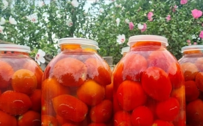 Даже бабушка сперва удивилась — теперь ест с удовольствием: эта заготовка с удивительным сочетанием компонентов перевернет вашу зиму