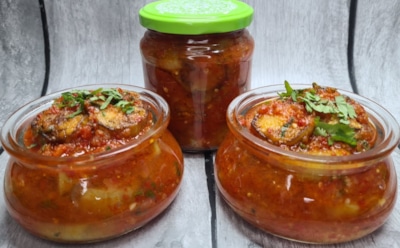 Закатал салат по-болгарски — теперь зима обещает быть вкусной: эта заготовка надолго в вашем погребке не задержится