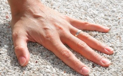 Как большой палец прокачал мозг: ученые нашли уникальную закономерность эволюции