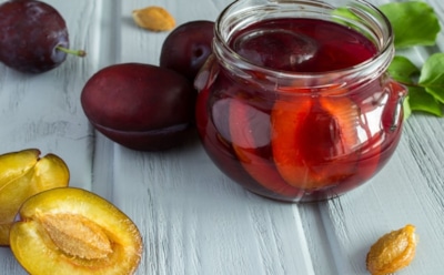 Немножко магии и секретный ингредиент — будет чем удивить друзей зимой: после такой сливы гости просто уверены, что я кулинарный гений