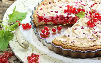 Пирог удовольствия — настроение на высоте: пеку этот тарт с красной смородиной — и вся семья забывает про заботы за чаем