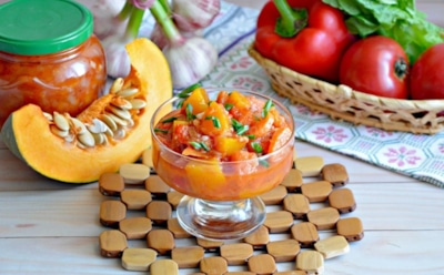 Достаточно достать банку из погреба — и жизнь удалась: даже в лютую стужу приятно вспомнить о бабьем лете с этой уютной заготовкой