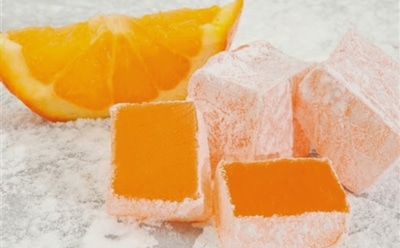 Всего несколько шагов — и у меня на столе домашние «кусочки удовольствия»: таким рахат-лукумом и султан не побрезгует