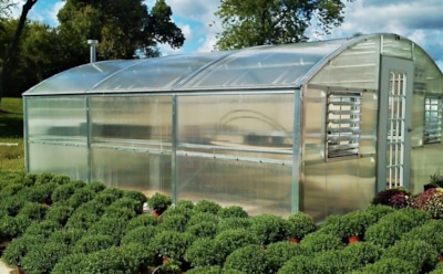 Опоздал с уборкой — потерял урожай: правила осенней подготовки теплицы