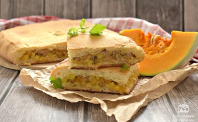 Индейка и тыква в идеальном дуэте: ради этого пирога вся семья точно сбежится к столу