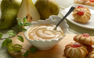 Варю сгущенку из груш — а семья уверена, что это молочный десерт