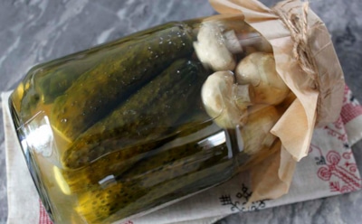 От такого зимнего дуэта все гости в шоке: добавьте к огурцам грибы — и вкус заиграет по-новому