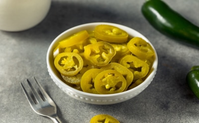 Острая находка для зимы: халапеньо в маринаде станет лучшей закуской к мясу