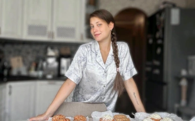 Фигуристка Алена Косторная впервые стала мамой и показала фото ребенка от Георгия Куницы: «Мини-Куница»