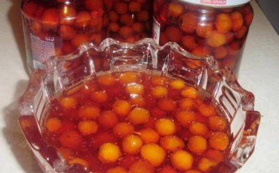 Пряное чудо на ложке: варенье из боярышника с корицей согреет тело и душу зимой