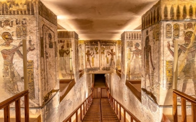 Фараон возвращается из вечности: в Луксоре открыли восстановленную гробницу Аменхотепа III