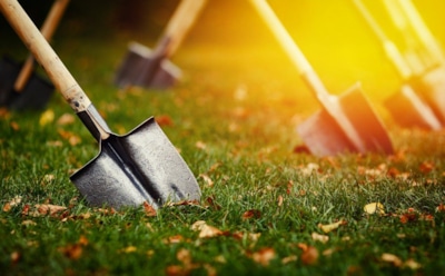 Земля не всегда ждет лопату: как понять, нужно ли перекапывать огород перед зимой