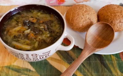 Когда и мяса не нужно: эти щи согревают лучше любого камина