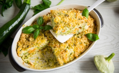 Легко, полезно, вкусно: запеканка из патиссонов и тыквы, которая покорит всю семью